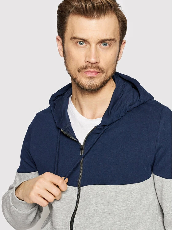 Αγορά 😍 Brave Soul Άνδρες Μπλούζες Με Κουκούλα Μπλούζα MSS-69FODENB Γκρι Regular Fit ⭐ 6 Αγορά 😍 Brave Soul Άνδρες Μπλούζες Με Κουκούλα Μπλούζα MSS-69FODENB Γκρι Regular Fit ⭐ - Image 4